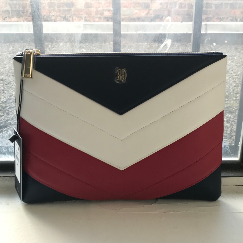 Tommy Hilfiger Clutch